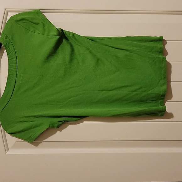 Basic Tee - Picture 2 of 4